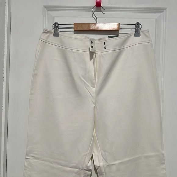 NWT Chico’s Getaway Dezi RG Pant Sz .2.5. medium - Picture 2 of 7